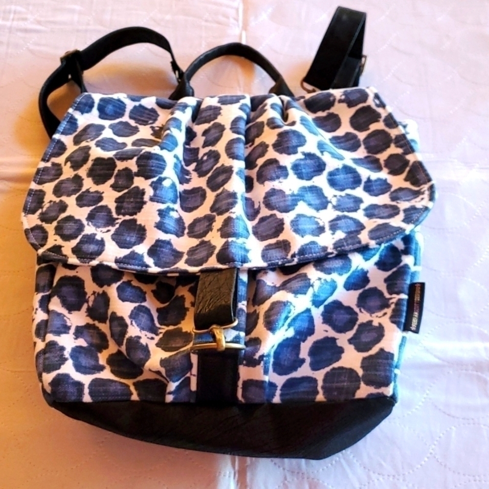 Rebekah Scott Designs Blue Leopard Petal Inside Lining Fabric Sz M/L Backpack
